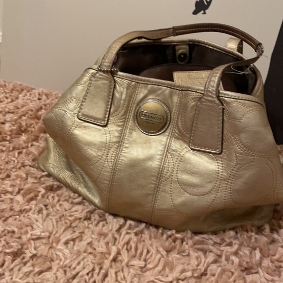 Coach purse - Picture 5 of 5